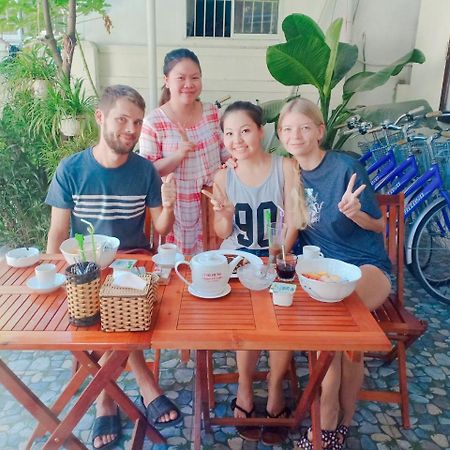 Sunshine Homestay Хой Ан Екстериор снимка