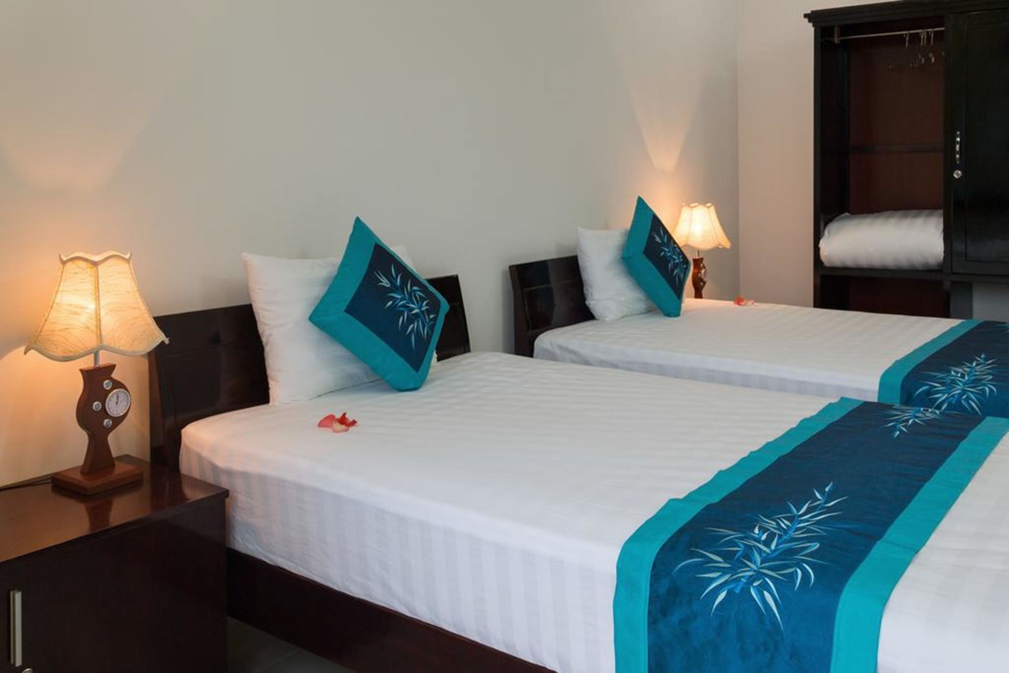 Sunshine Homestay Хой Ан Екстериор снимка